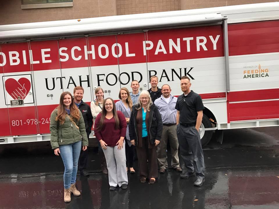 15171126_1179739462102966_2180419354318923750_n November, 2016 Mobile Pantry Volunteers